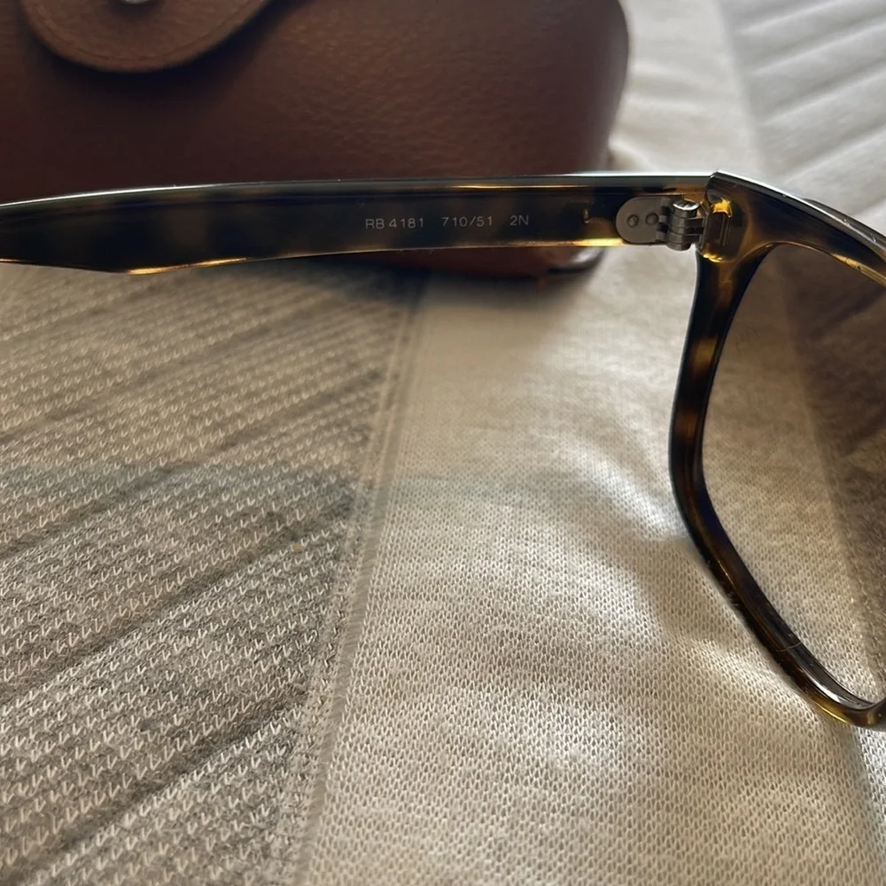 Ray ban sunglasses